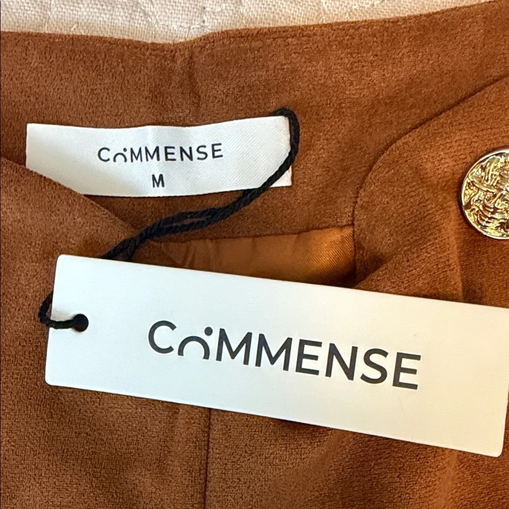 Commense Size Medium High-Waist Rust Brown Suede-Look Shorts with Gold Buttons - Picture 2 of 7
